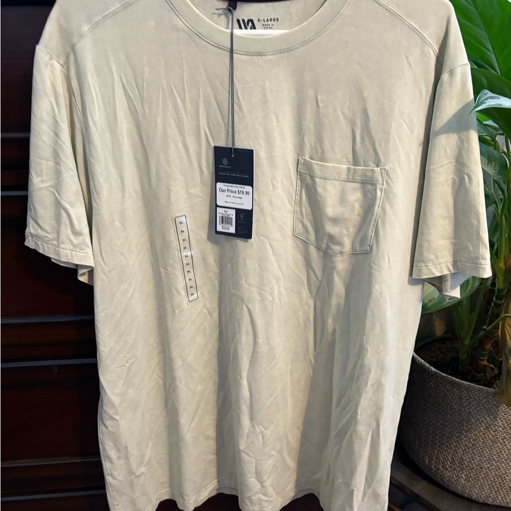 Men’s NWT Tee